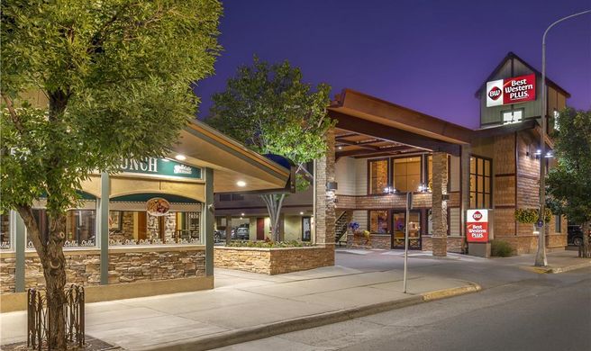 Best Western Plus Clocktower Inn Exterior