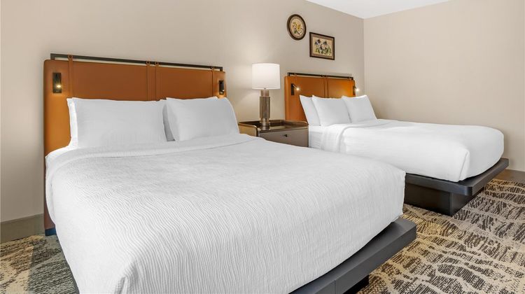Best Western Plus GranTree Inn Room