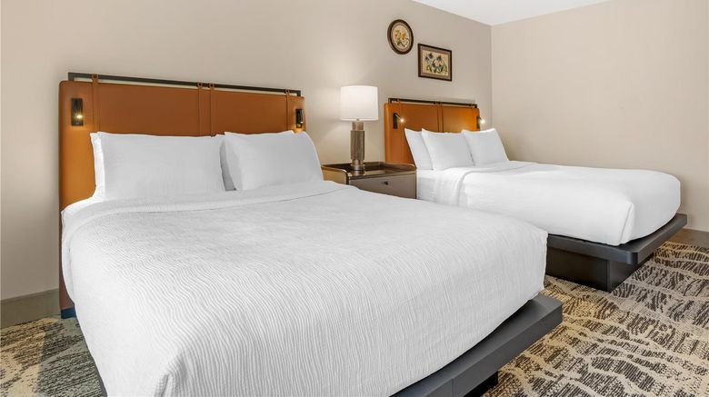 <b>Best Western Plus GranTree Inn Room</b>. Images powered by <a href="https://iceportal.shijigroup.com/" title="IcePortal" target="_blank">IcePortal</a>.