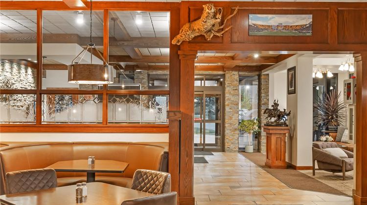 Best Western Plus GranTree Inn Lobby