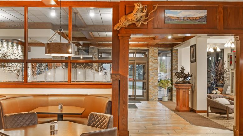 <b>Best Western Plus GranTree Inn Lobby</b>. Images powered by <a href="https://iceportal.shijigroup.com/" title="IcePortal" target="_blank">IcePortal</a>.
