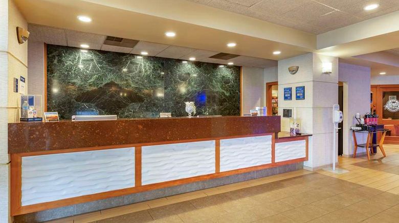 <b>Best Western Plus Butte Plaza Inn Lobby</b>. Images powered by <a href="https://iceportal.shijigroup.com/" title="IcePortal" target="_blank">IcePortal</a>.