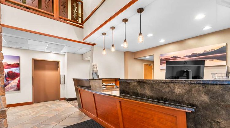 Best Western Rocky Mountain Lodge Lobby
