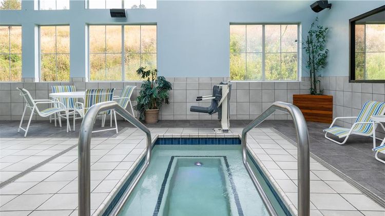 Best Western Plus Grant Creek Inn Pool