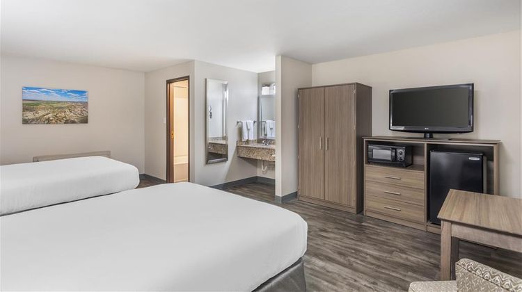 Best Western Plus Great Northern Inn Room