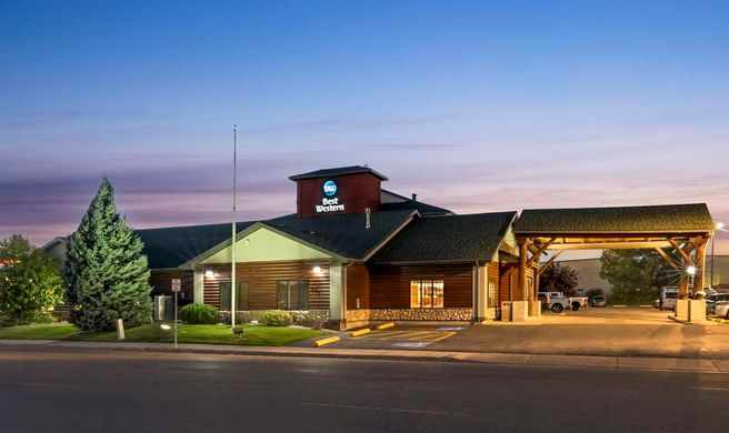 Best Western Yellowstone Crossing Exterior