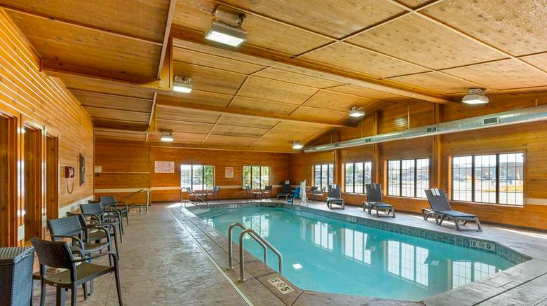 <b>Best Western Yellowstone Crossing Pool</b>. Images powered by <a href="https://iceportal.shijigroup.com/" title="IcePortal" target="_blank">IcePortal</a>.