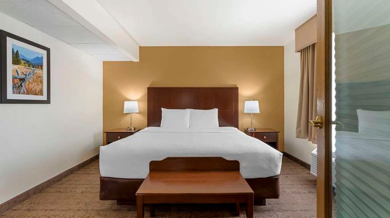 <b>Best Western Yellowstone Crossing Room</b>. Images powered by <a href="https://iceportal.shijigroup.com/" title="IcePortal" target="_blank">IcePortal</a>.