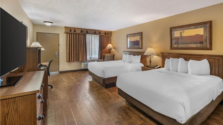 <b>Best Western Plus Kelly Inn & Suites Room</b>. Images powered by <a href="https://iceportal.shijigroup.com/" title="IcePortal" target="_blank">IcePortal</a>.
