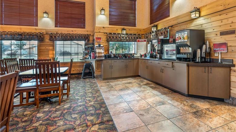 <b>Best Western Plus Kelly Inn & Suites Restaurant</b>. Images powered by <a href="https://iceportal.shijigroup.com/" title="IcePortal" target="_blank">IcePortal</a>.