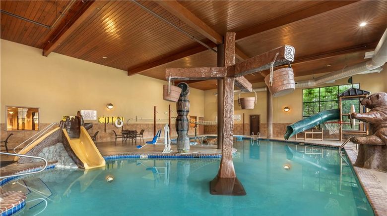 <b>Best Western Plus Kelly Inn & Suites Pool</b>. Images powered by <a href="https://iceportal.shijigroup.com/" title="IcePortal" target="_blank">IcePortal</a>.