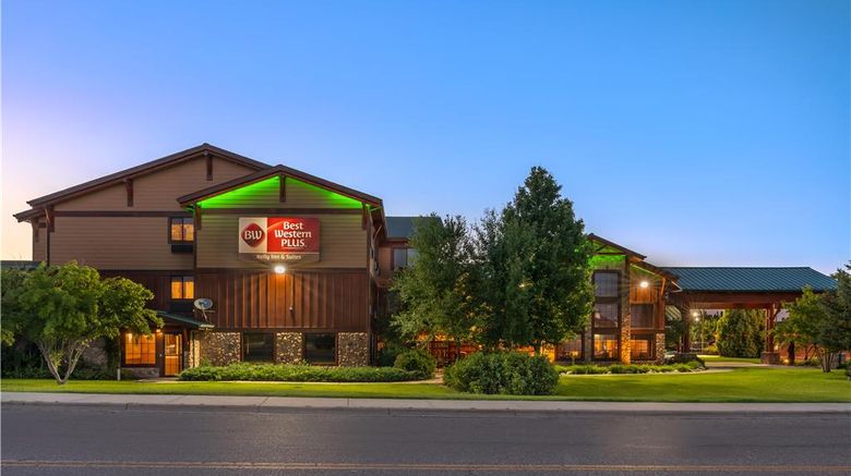 <b>Best Western Plus Kelly Inn & Suites Exterior</b>. Images powered by <a href="https://iceportal.shijigroup.com/" title="IcePortal" target="_blank">IcePortal</a>.