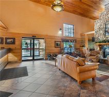 Best Western Plus Kelly Inn & Suites Lobby