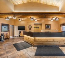 Best Western Plus Kelly Inn & Suites Lobby