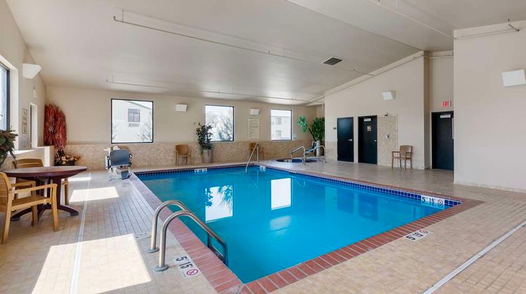 Best Western Golden Prairie Inn & Suites Pool