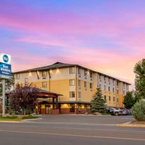 Best Western Golden Prairie Inn & Suites