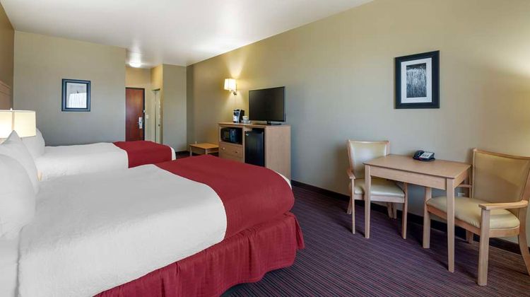 Best Western Golden Prairie Inn & Suites Room