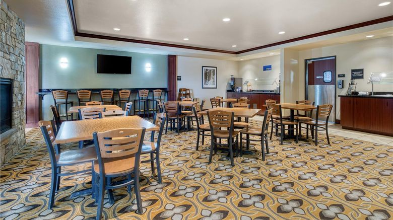 <b>Best Western Shelby Inn & Suites Restaurant</b>. Images powered by <a href="https://iceportal.shijigroup.com/" title="IcePortal" target="_blank">IcePortal</a>.