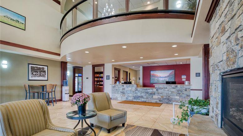 <b>Best Western Shelby Inn & Suites Lobby</b>. Images powered by <a href="https://iceportal.shijigroup.com/" title="IcePortal" target="_blank">IcePortal</a>.