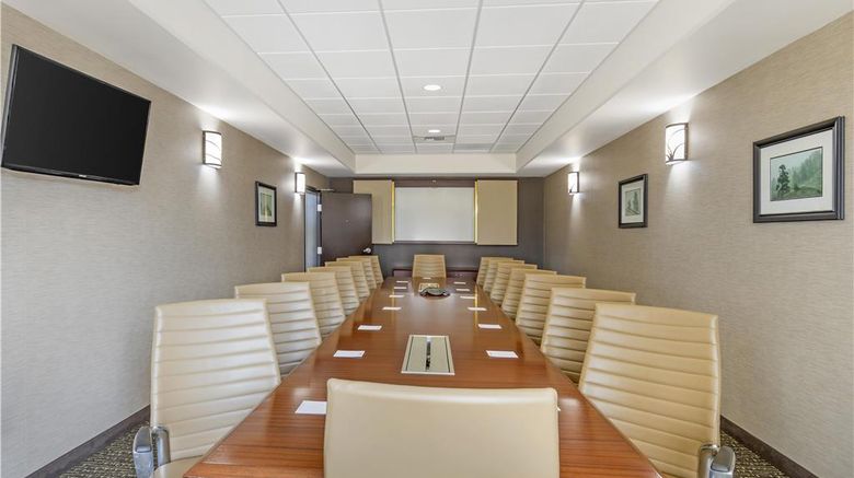 <b>Best Western Plus Havre Inn & Suites Meeting</b>. Images powered by <a href="https://iceportal.shijigroup.com/" title="IcePortal" target="_blank">IcePortal</a>.