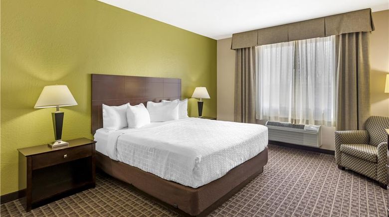 <b>Best Western Plus Havre Inn & Suites Room</b>. Images powered by <a href="https://iceportal.shijigroup.com/" title="IcePortal" target="_blank">IcePortal</a>.