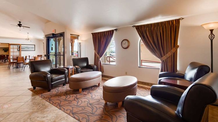 Best Western West Hills Inn Lobby