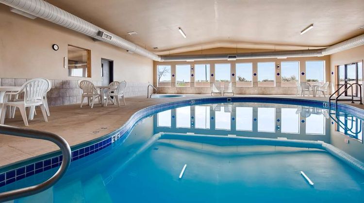 Best Western West Hills Inn Pool