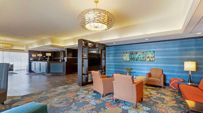 <b>Best Western Plus Midwest Inn Lobby</b>. Images powered by <a href="https://iceportal.shijigroup.com/" title="IcePortal" target="_blank">IcePortal</a>.