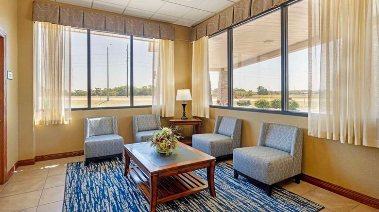 <b>Best Western Plus Mid Nebraska Inn/Stes Lobby</b>. Images powered by <a href="https://iceportal.shijigroup.com/" title="IcePortal" target="_blank">IcePortal</a>.