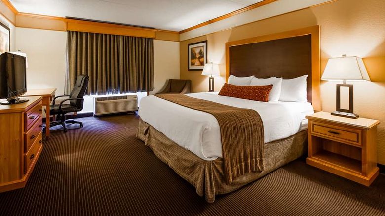 <b>Best Western Plus Sidney Lodge Room</b>. Images powered by <a href="https://iceportal.shijigroup.com/" title="IcePortal" target="_blank">IcePortal</a>.