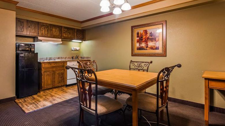 <b>Best Western Plus Sidney Lodge Room</b>. Images powered by <a href="https://iceportal.shijigroup.com/" title="IcePortal" target="_blank">IcePortal</a>.