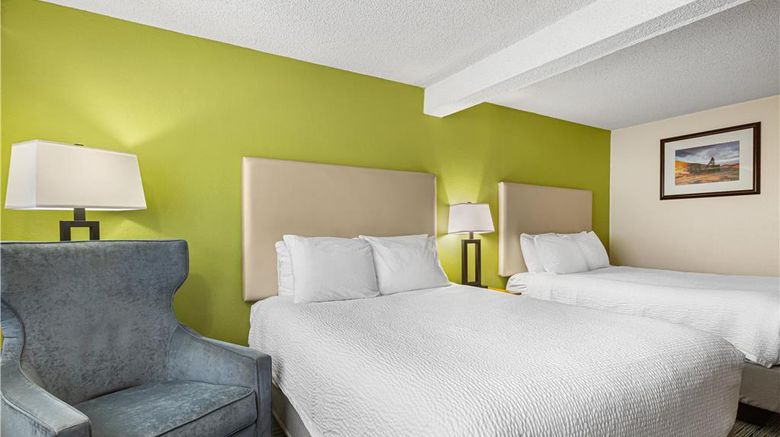 <b>Best Western Hi-Desert Inn Suite</b>. Images powered by <a href="https://iceportal.shijigroup.com/" title="IcePortal" target="_blank">IcePortal</a>.