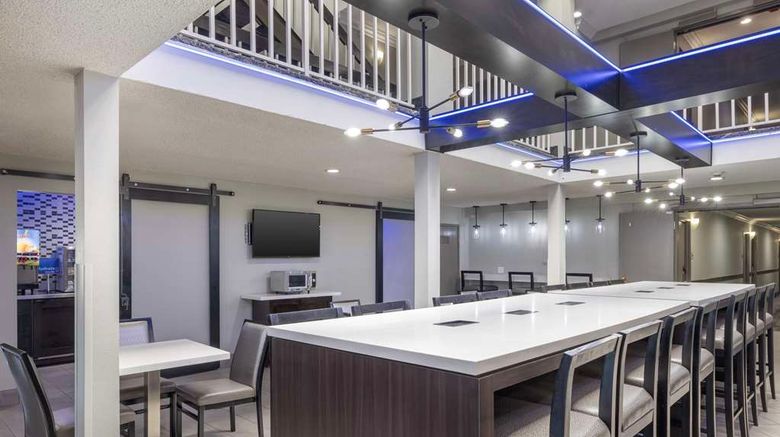 <b>Best Western McCarran Inn Restaurant</b>. Images powered by <a href="https://iceportal.shijigroup.com/" title="IcePortal" target="_blank">IcePortal</a>.