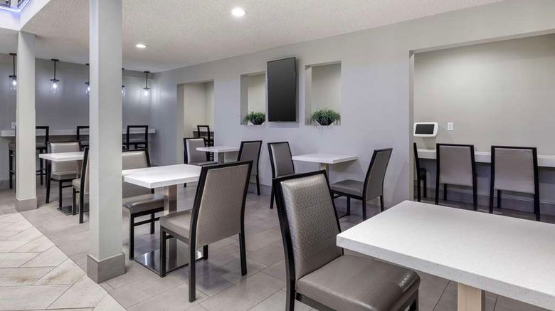 <b>Best Western McCarran Inn Restaurant</b>. Images powered by <a href="https://iceportal.shijigroup.com/" title="IcePortal" target="_blank">IcePortal</a>.