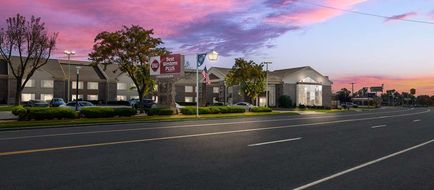 Best Western Plus Gold Country Inn Exterior