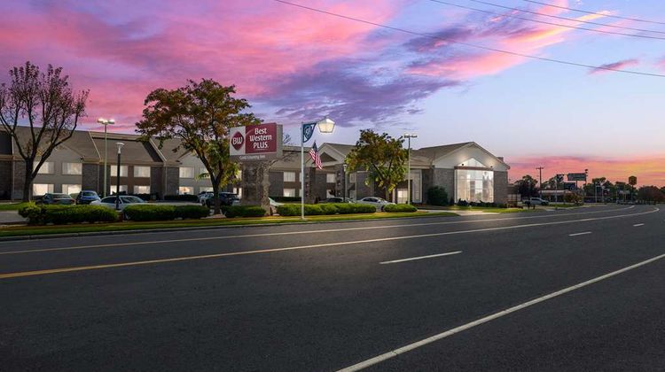 Best Western Plus Gold Country Inn Exterior