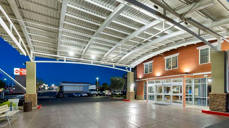 <b>Best Western Plus Henderson Hotel Exterior</b>. Images powered by <a href="https://iceportal.shijigroup.com/" title="IcePortal" target="_blank">IcePortal</a>.