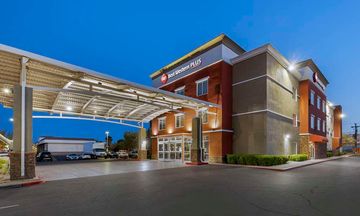 Best Western Plus Henderson Hotel