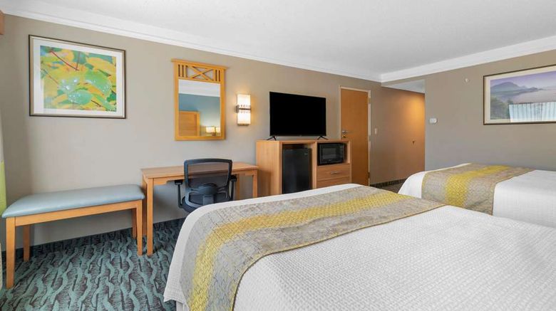 <b>Best Western Plus Executive Court Inn Room</b>. Images powered by <a href="https://iceportal.shijigroup.com/" title="IcePortal" target="_blank">IcePortal</a>.
