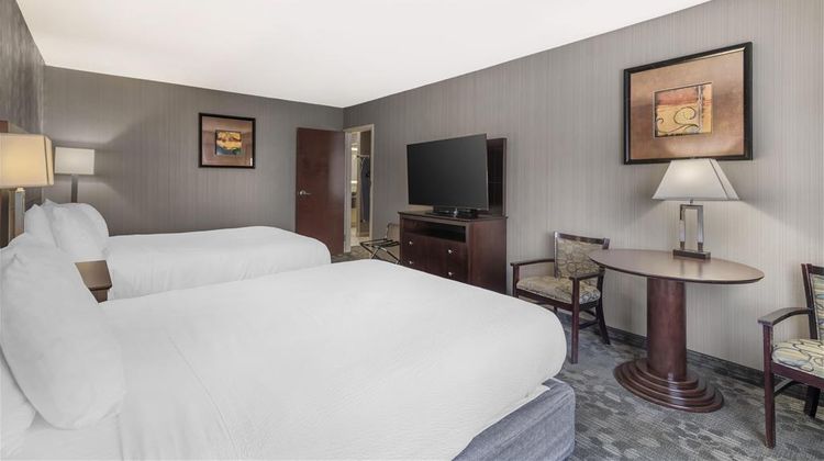 Best Western Concord Inn & Suites Room