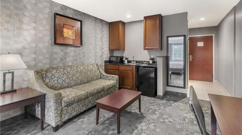 <b>Best Western Concord Inn & Suites Room</b>. Images powered by <a href="https://iceportal.shijigroup.com/" title="IcePortal" target="_blank">IcePortal</a>.