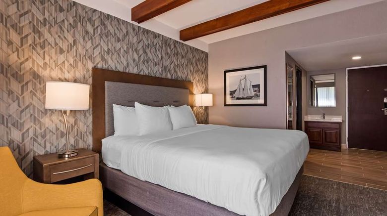 <b>Best Western Plus Portsmouth Hotel Room</b>. Images powered by <a href="https://iceportal.shijigroup.com/" title="IcePortal" target="_blank">IcePortal</a>.