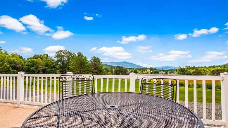 <b>Best Western White Mountain Resort Exterior</b>. Images powered by <a href="https://iceportal.shijigroup.com/" title="IcePortal" target="_blank">IcePortal</a>.
