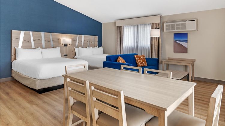 Best Western Plus The Inn at Hampton Room