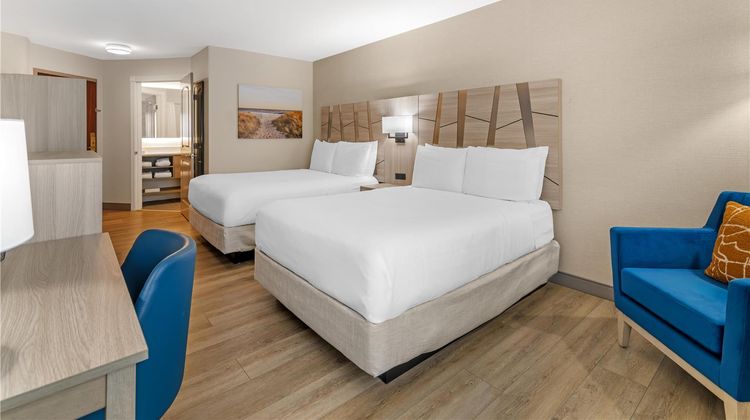 Best Western Plus The Inn at Hampton Room
