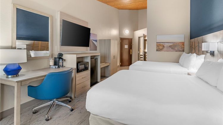 Best Western Plus The Inn at Hampton Room