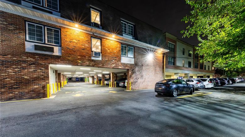 <b>The Westfield Inn, BW Signature Coll. Exterior</b>. Images powered by <a href="https://iceportal.shijigroup.com/" title="IcePortal" target="_blank">IcePortal</a>.