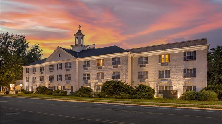 Best Western Plus Morristown Inn Exterior
