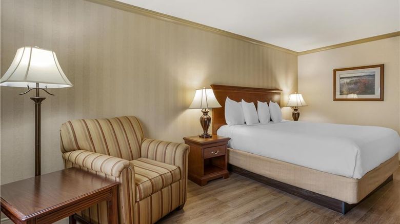 <b>Best Western Plus Morristown Inn Room</b>. Images powered by <a href="https://iceportal.shijigroup.com/" title="IcePortal" target="_blank">IcePortal</a>.