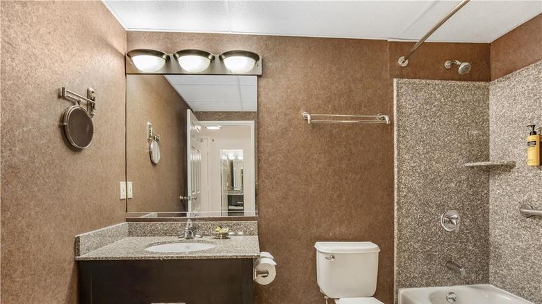 <b>Best Western Plus Morristown Inn Room</b>. Images powered by <a href="https://iceportal.shijigroup.com/" title="IcePortal" target="_blank">IcePortal</a>.